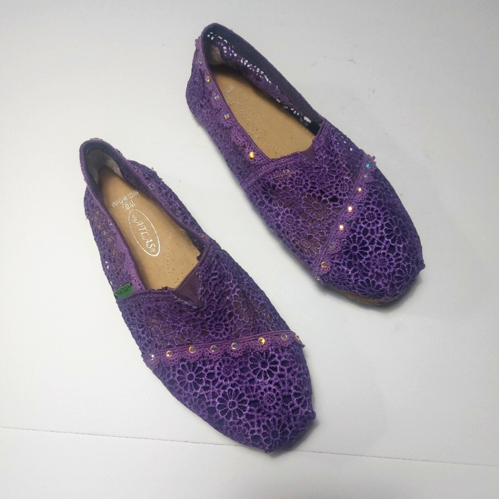 ATLAS Purple Crochet Women's Flats Size 8.5W